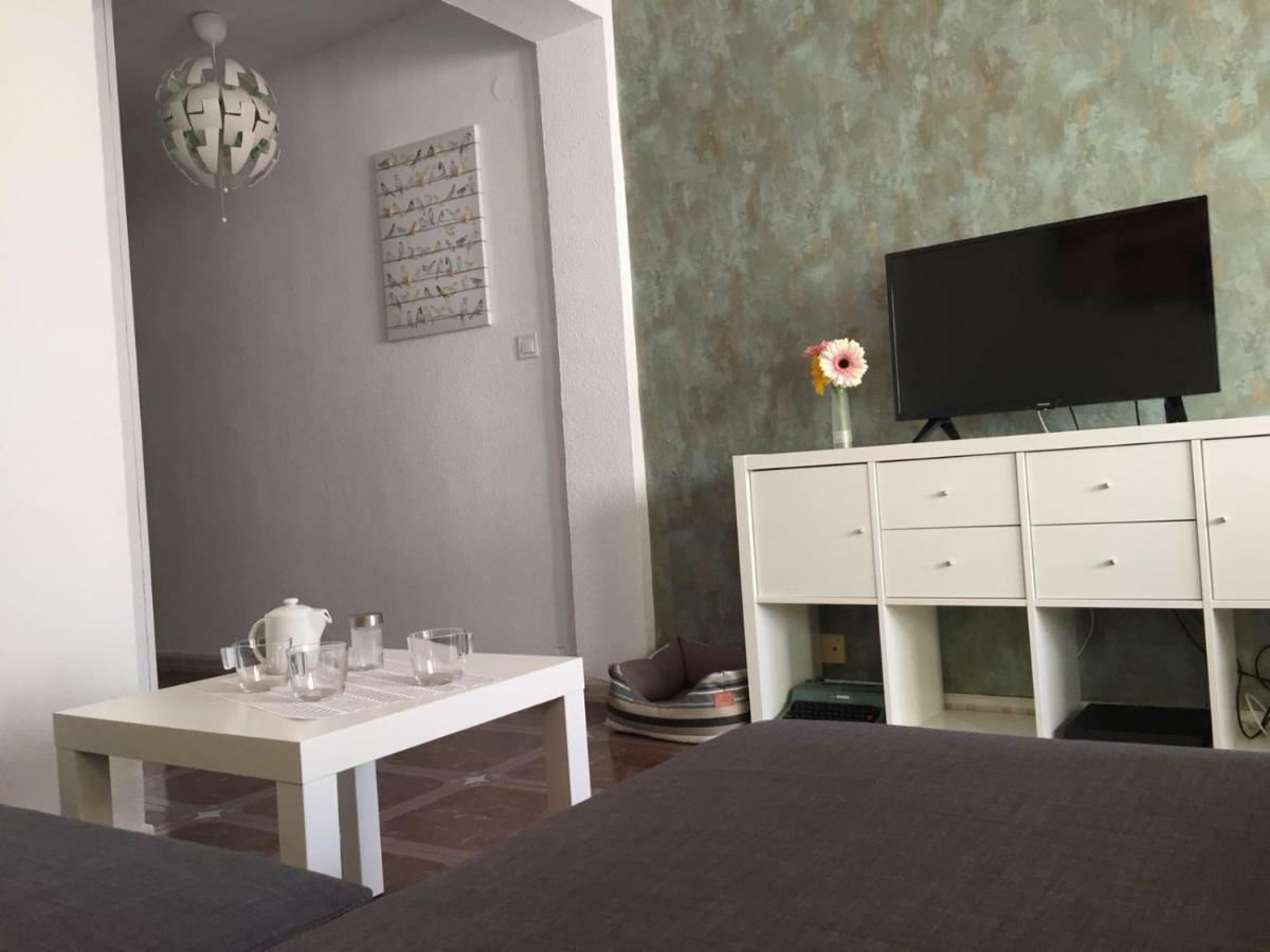 Apartamento Angelinma Malaga Exterior photo